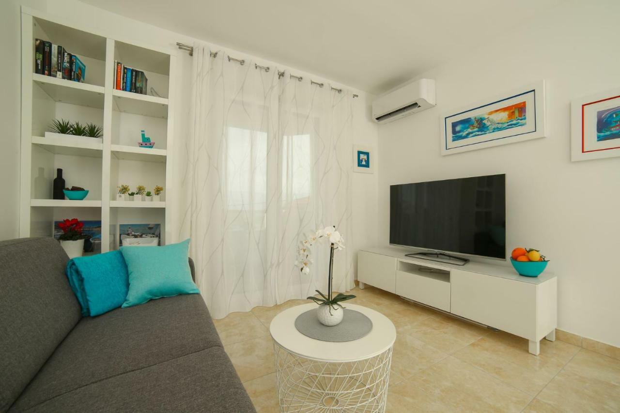 Amazing Luxury 4Star Apartment Laura Supetar Exterior foto