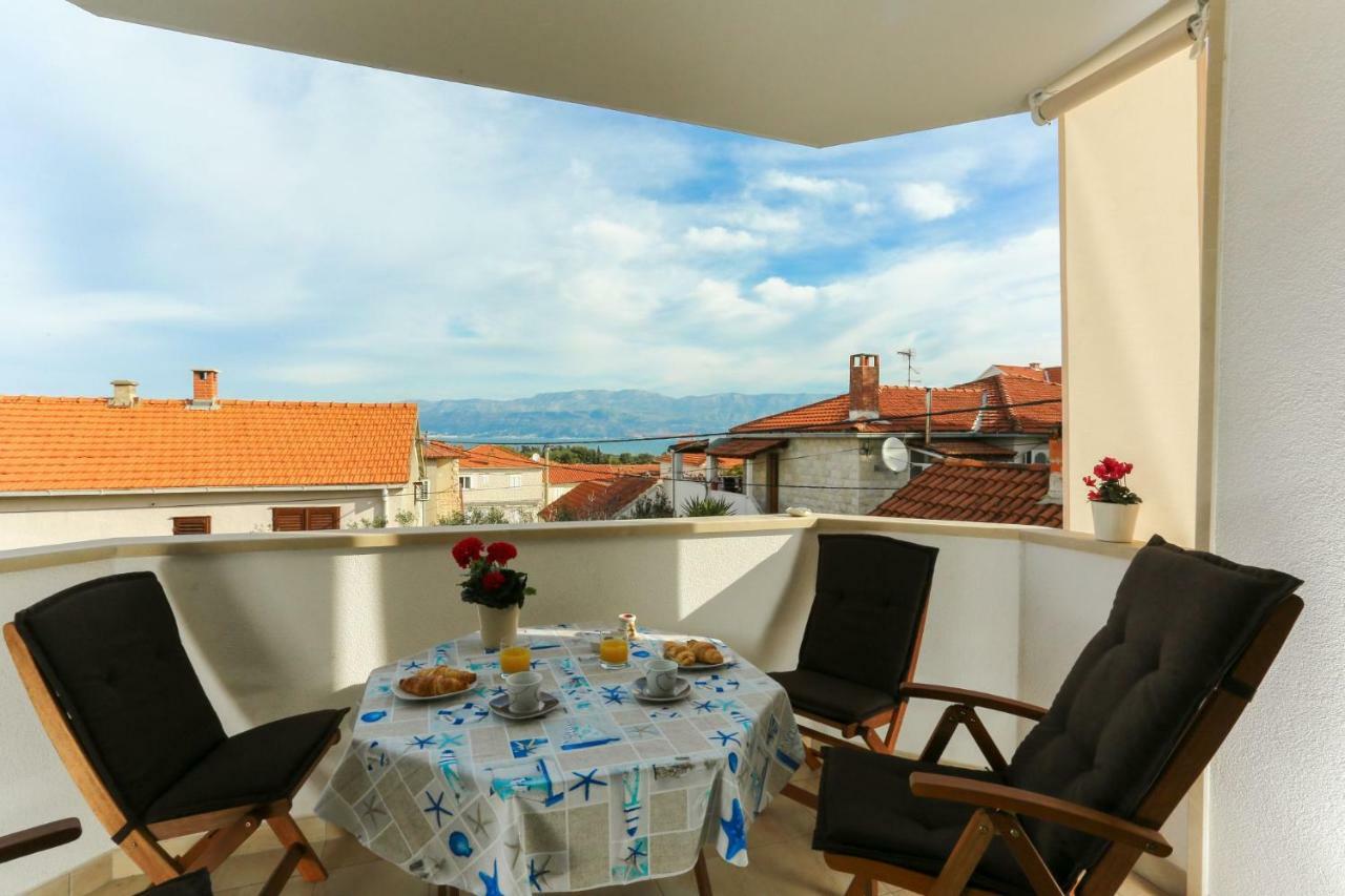 Amazing Luxury 4Star Apartment Laura Supetar Exterior foto